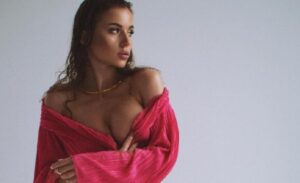 Адель Вейгель слив